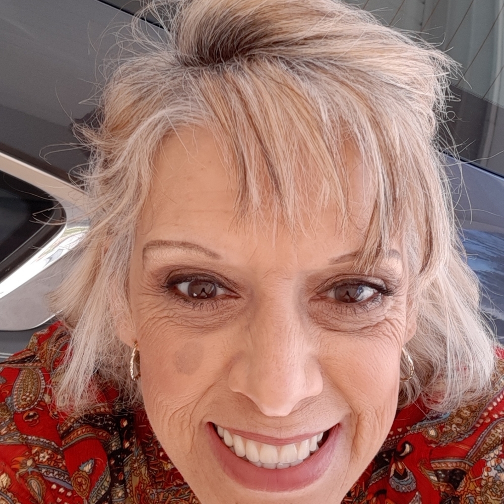 Meet your Posher, Patricia